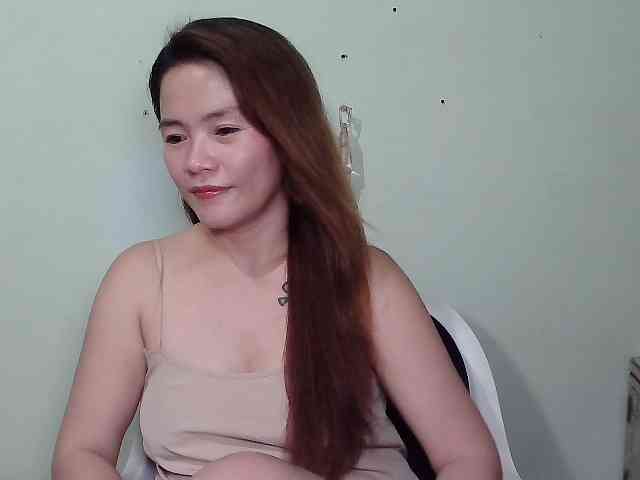 Wildhotsinglemom69 webcam