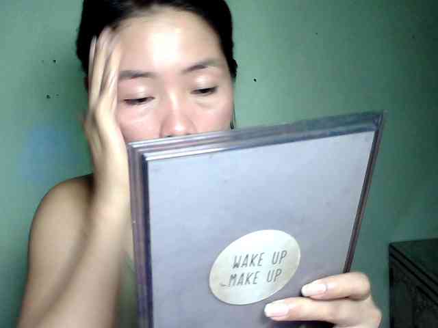 Wildhotsinglemom69 webcam