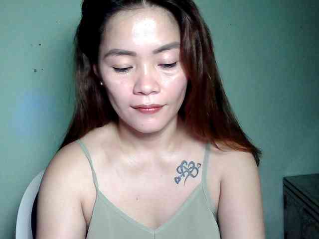 Wildhotsinglemom69 webcam