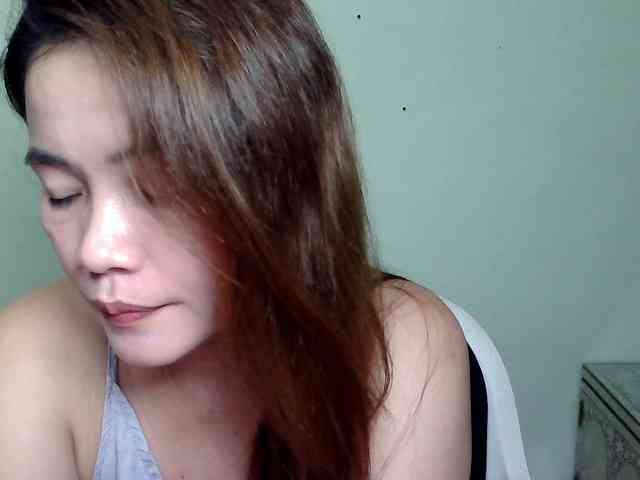 Wildhotsinglemom69 webcam