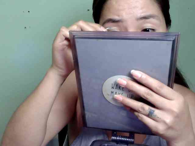 Wildhotsinglemom69 webcam