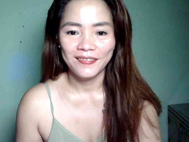 Wildhotsinglemom69 webcam