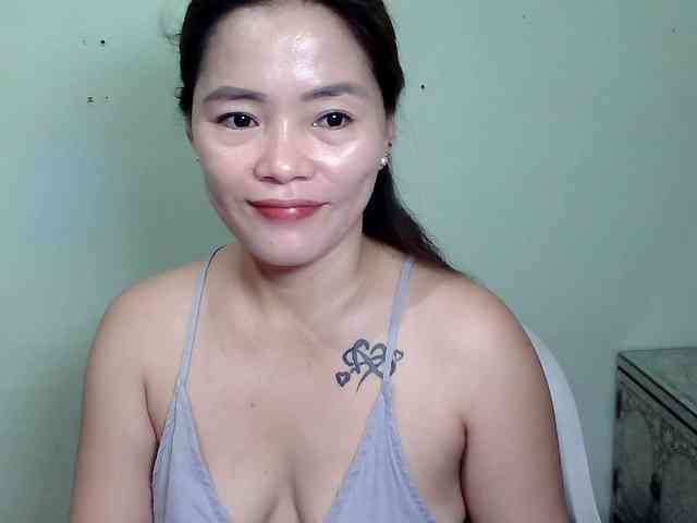 Wildhotsinglemom69 webcam