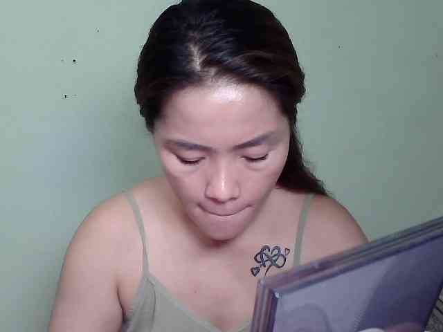 Wildhotsinglemom69 webcam