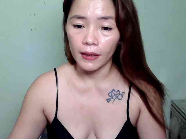 Wildhotsinglemom69 webcam