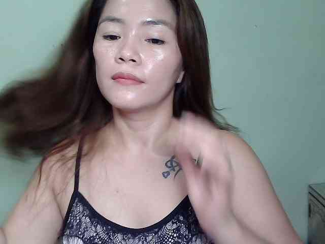 Wildhotsinglemom69 webcam