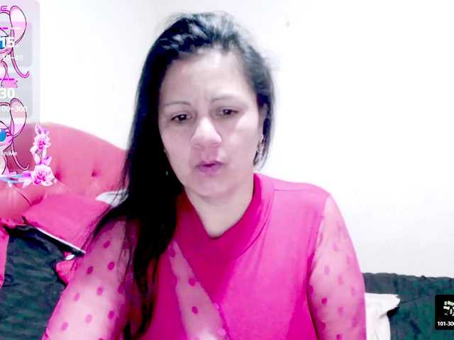 sexyjhoan81 live cam on BongaCams