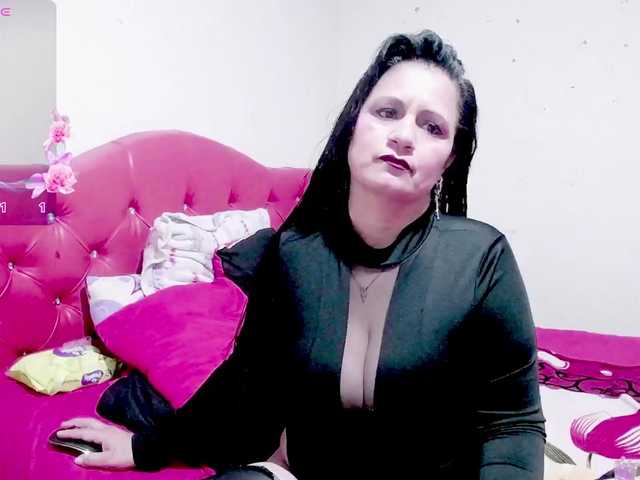 sexyjhoan81 live cam preview