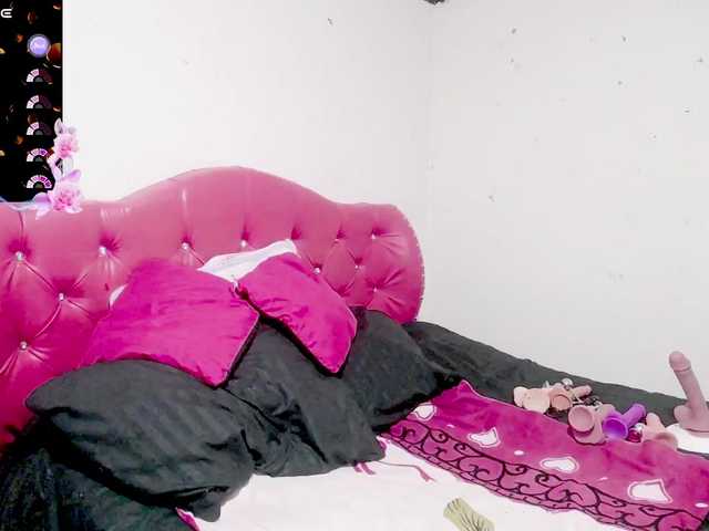 sexyjhoan81 live cam preview
