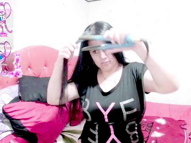 sexyjhoan81 live cam on BongaCams