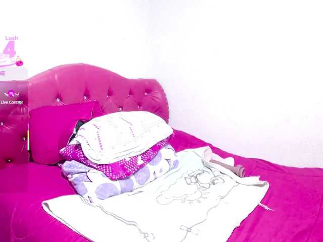 sexyjhoan81 live cam preview
