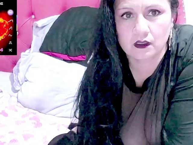 sexyjhoan81 live cam preview