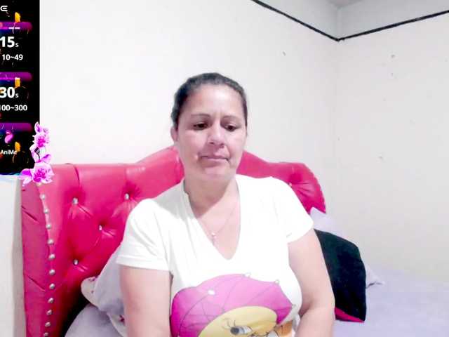 sexyjhoan81 live cam on BongaCams