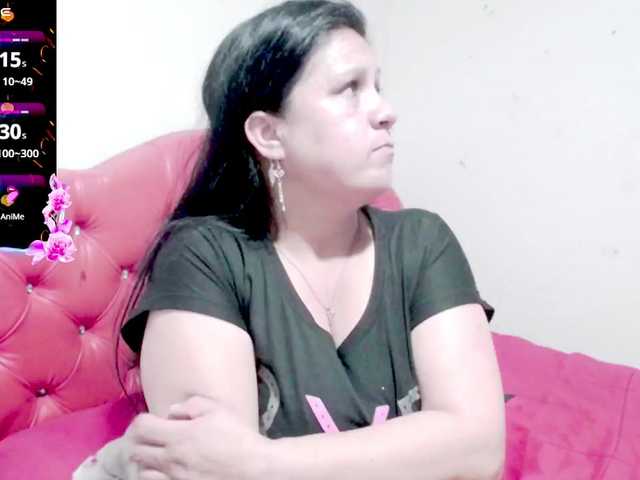 sexyjhoan81 live cam on BongaCams