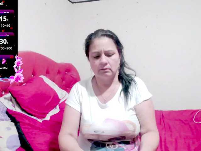 sexyjhoan81 live cam on BongaCams
