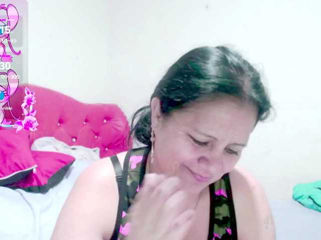 sexyjhoan81 live cam on BongaCams