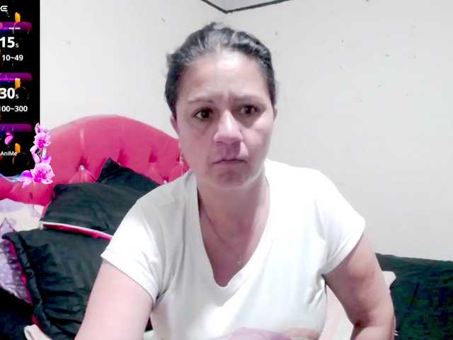 sexyjhoan81 live cam on BongaCams