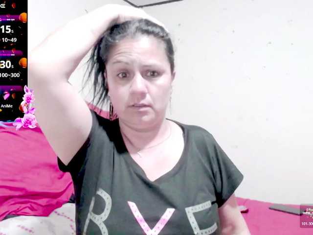 sexyjhoan81 live webcam show
