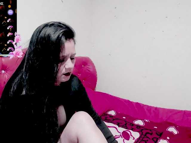 sexyjhoan81 live cam on BongaCams