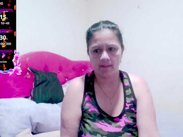 sexyjhoan81 live cam on BongaCams