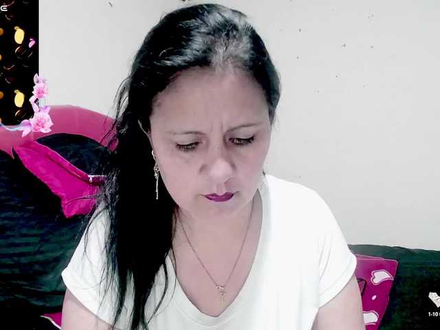 sexyjhoan81 live cam on BongaCams