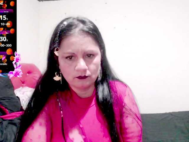 sexyjhoan81 live cam on BongaCams