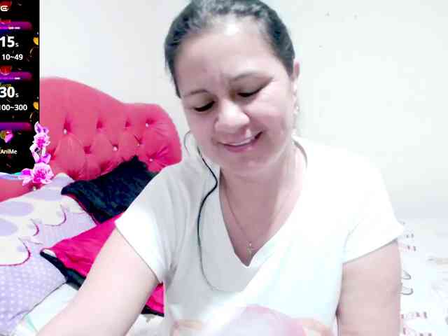 sexyjhoan81 webcam