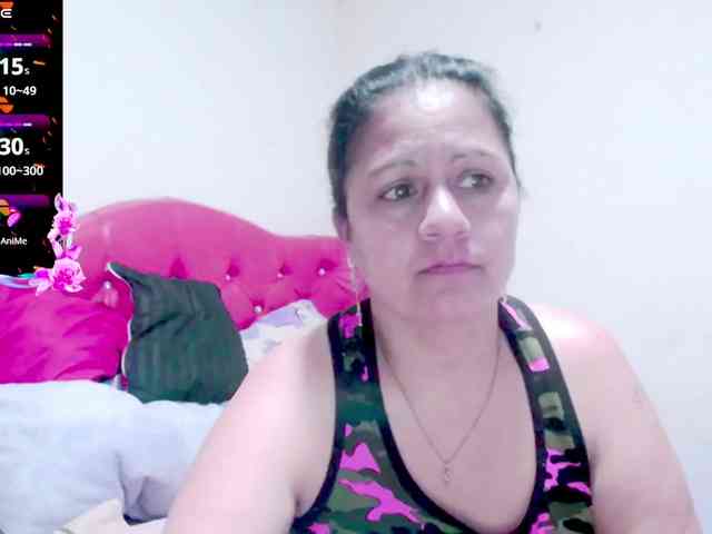 sexyjhoan81 webcam