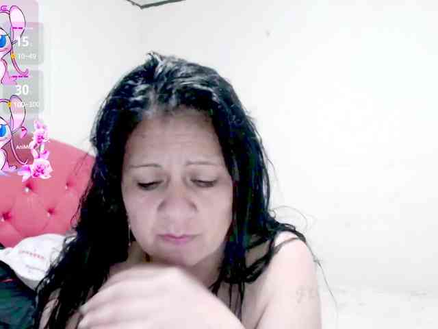 sexyjhoan81 webcam