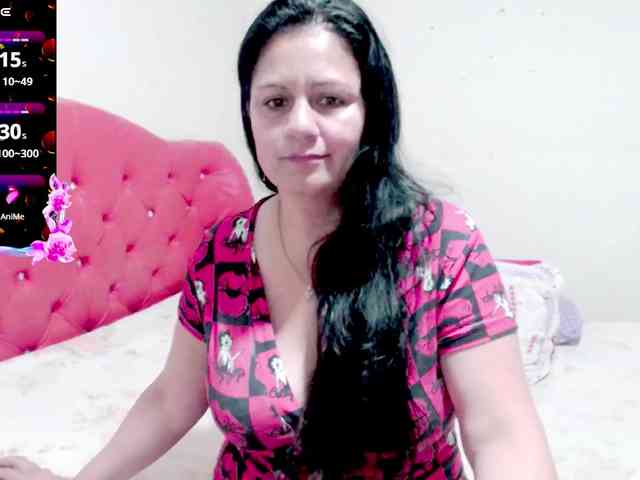 sexyjhoan81 webcam