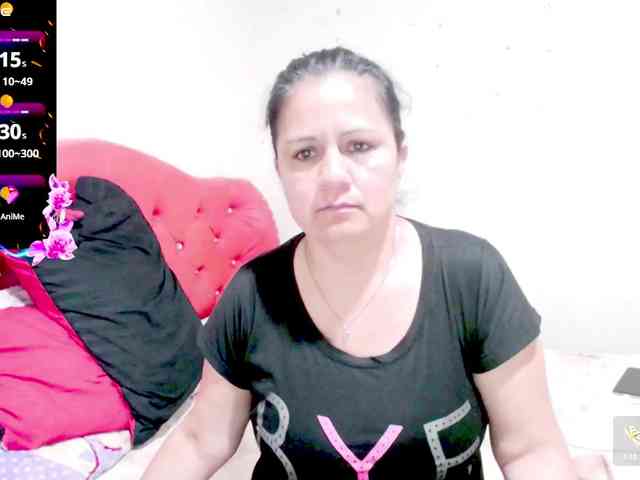 sexyjhoan81 webcam