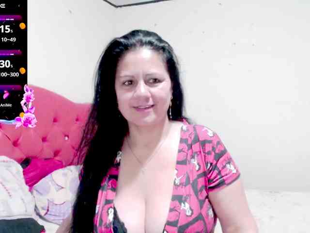 sexyjhoan81 webcam