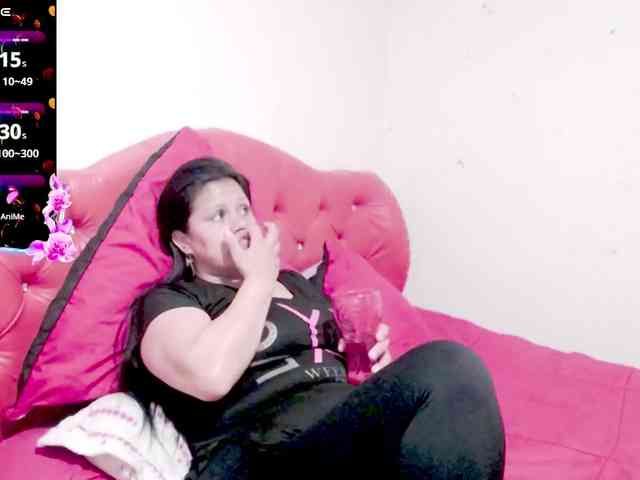 sexyjhoan81 webcam