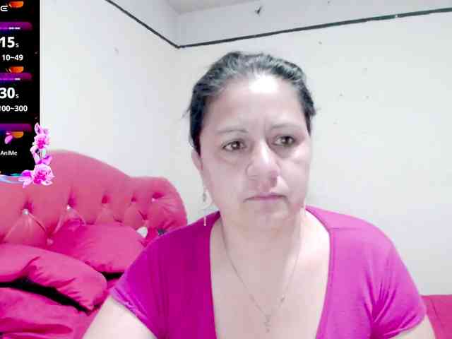 sexyjhoan81 webcam