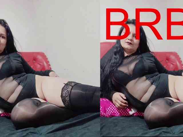 sexyjhoan81 webcam