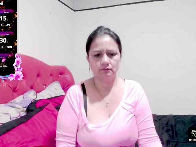 sexyjhoan81 webcam
