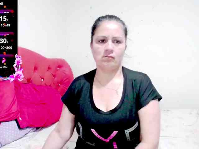 sexyjhoan81 webcam