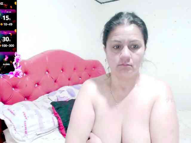 sexyjhoan81 webcam