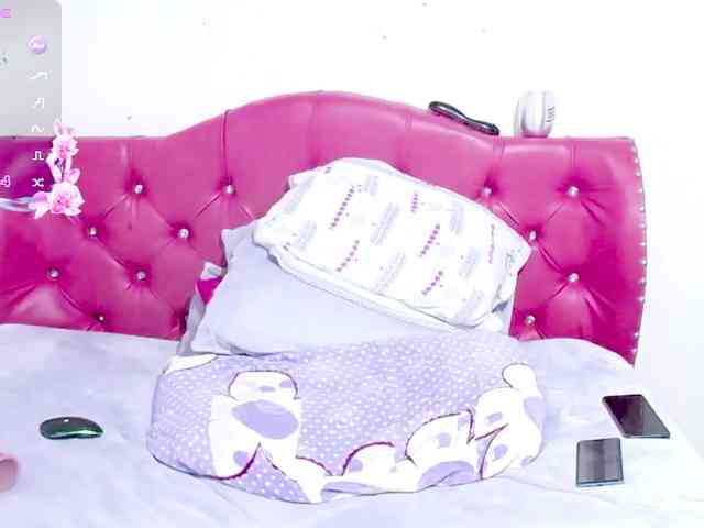 sexyjhoan81 webcam