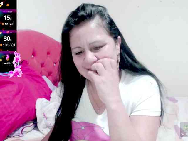sexyjhoan81 webcam