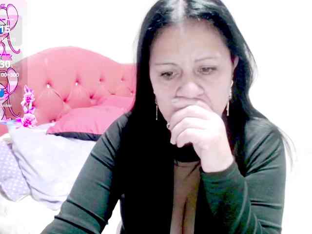 sexyjhoan81 webcam