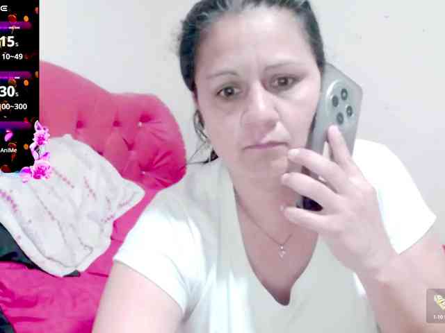 sexyjhoan81 webcam