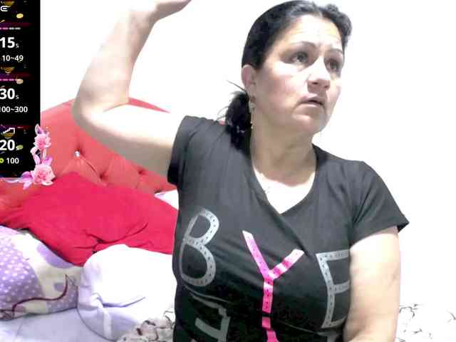 sexyjhoan81 webcam