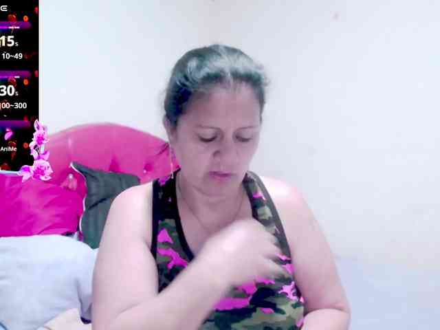 sexyjhoan81 webcam
