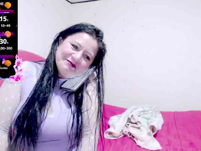 sexyjhoan81 webcam