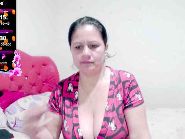 sexyjhoan81 webcam