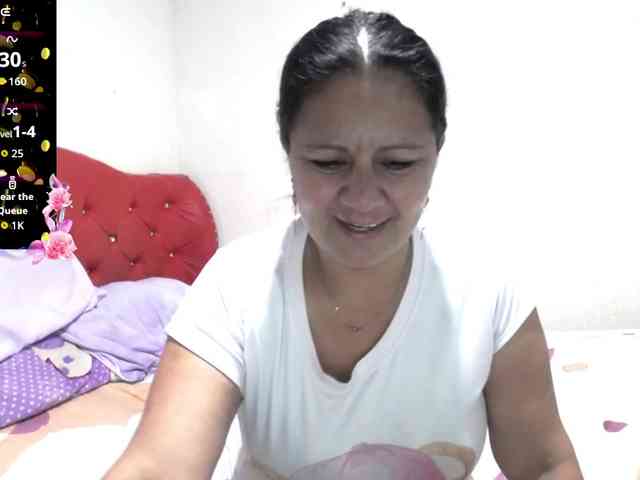 sexyjhoan81 webcam