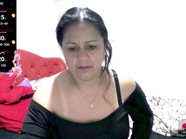 sexyjhoan81 webcam