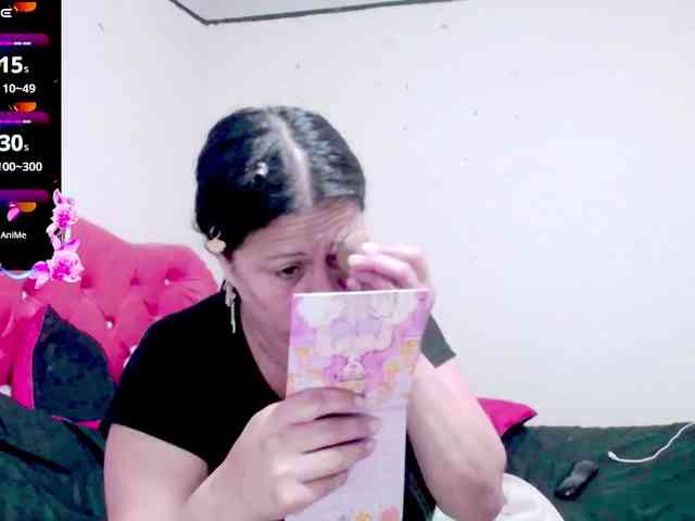 sexyjhoan81 webcam
