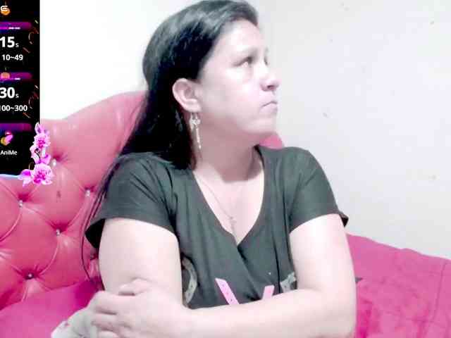 sexyjhoan81 webcam